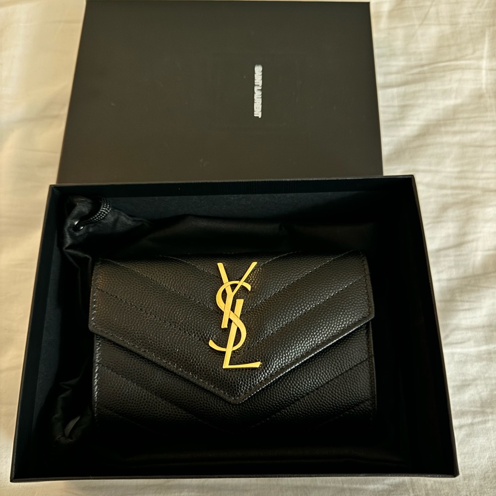 YSL wallet Authentic